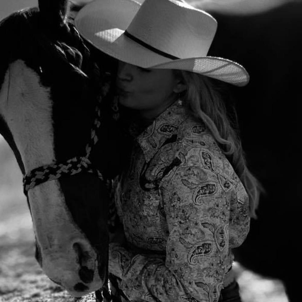 Meet your Posher, Demaris